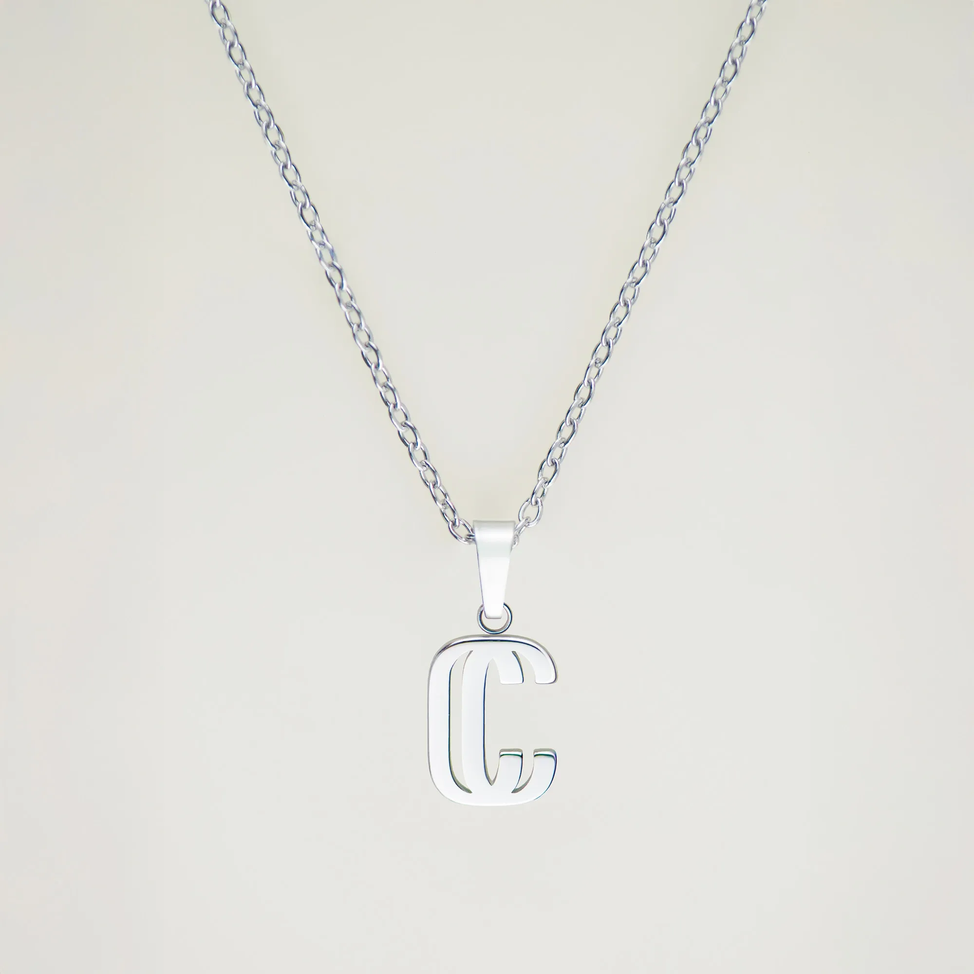 Pendentif C de Cruval, maille forçat, argenté